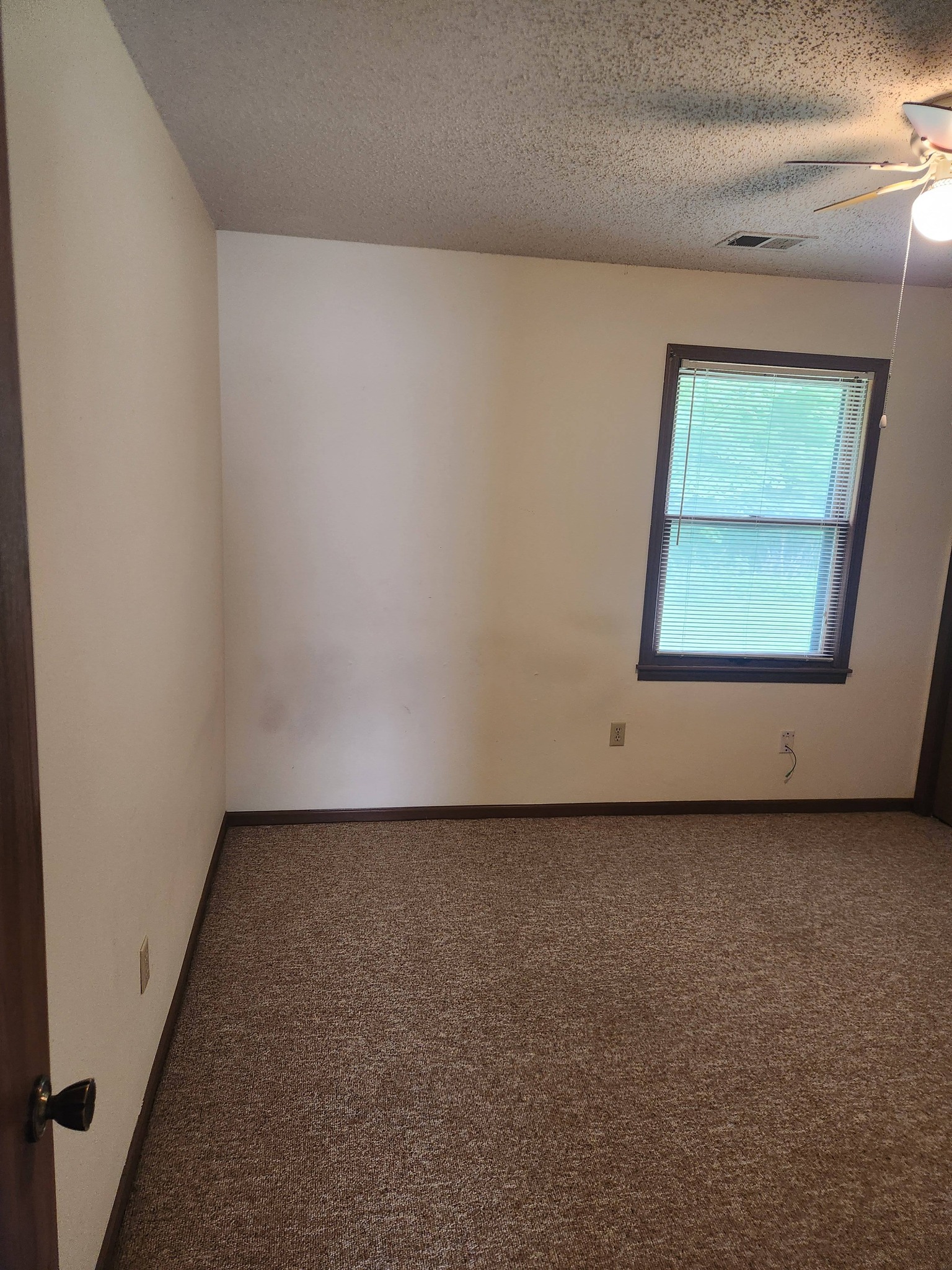 827 Foxrun Clinton Mo 1.jpg